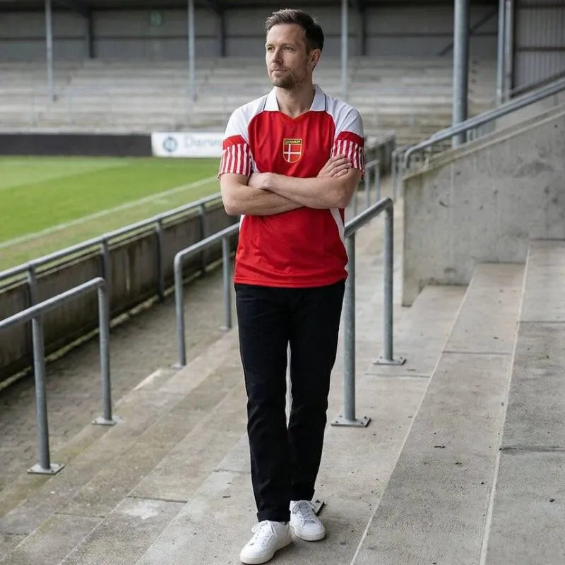 JELEX Equipaciones|Tienda Para Aficionados^Dinamarca "Retro History" Hombre Camiseta